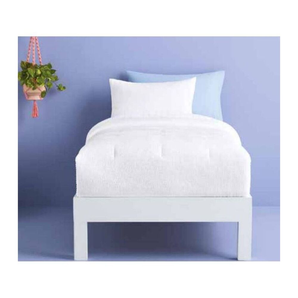 Room Essentials - 5pc Twin Comforter and Sheet Set Ivory - Room Esse Ivory